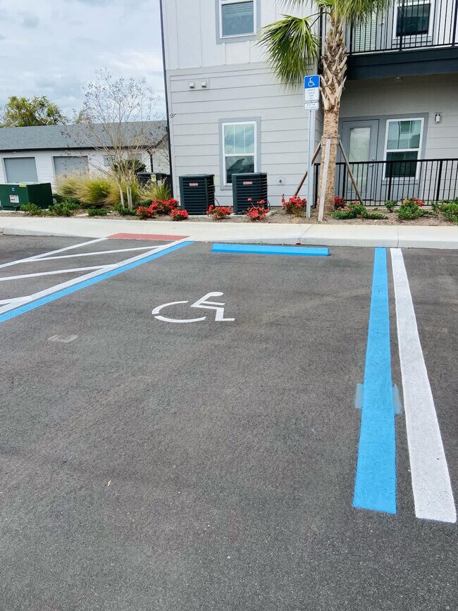 Foto del edificio - 14533 Star Water Rd