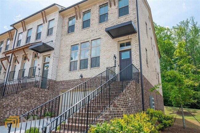 Building Photo - 687 Avondale Creek Dr.