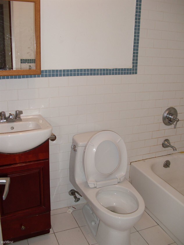 Building Photo - 235 Troutman St