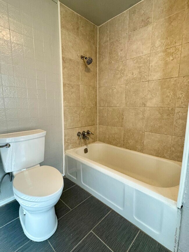 Foto del edificio - 2107 14th St