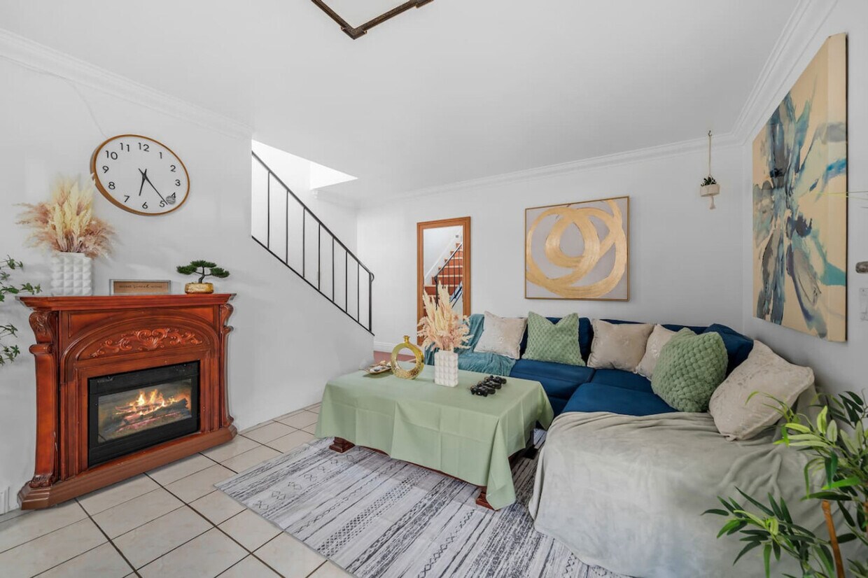 Foto principal - 2304 E 14th St