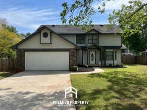 Building Photo - 1808 Countryside Ln NW