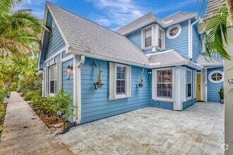 Building Photo - 120 Ocean Dunes Cir
