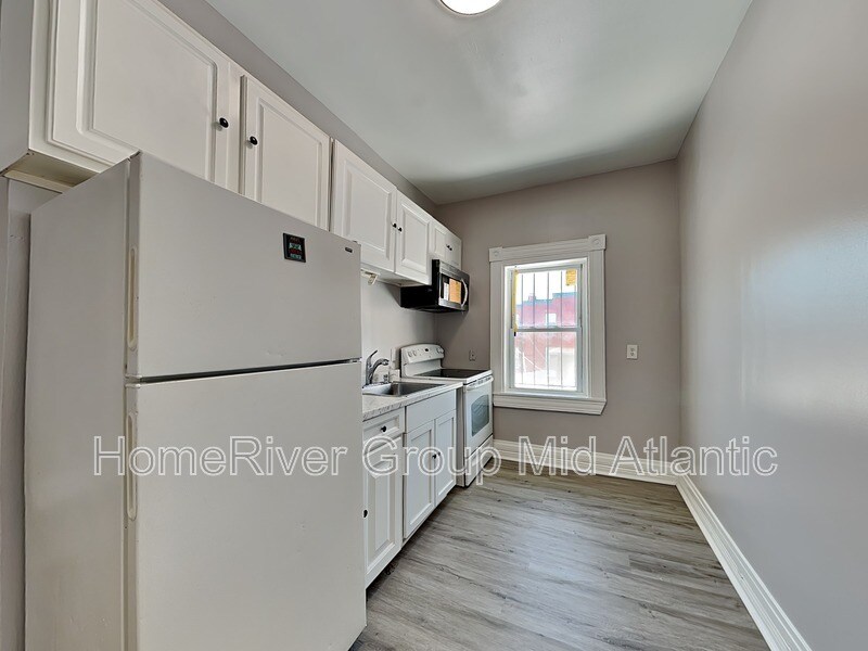 Foto principal - 702 Dolphin St