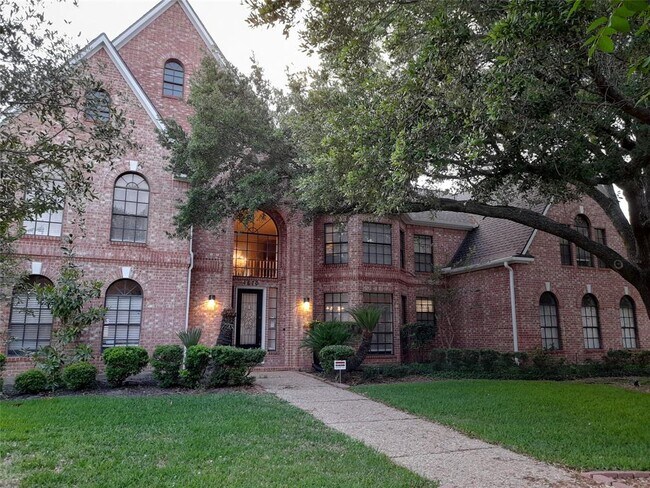 Building Photo - 1670 Kelliwood Oaks Dr