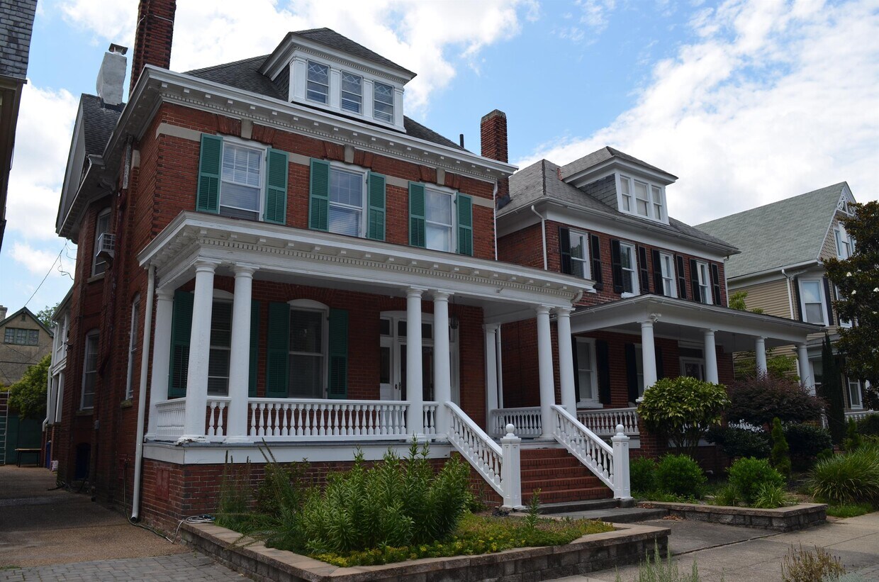 Primary Photo - 607 Westover Ave