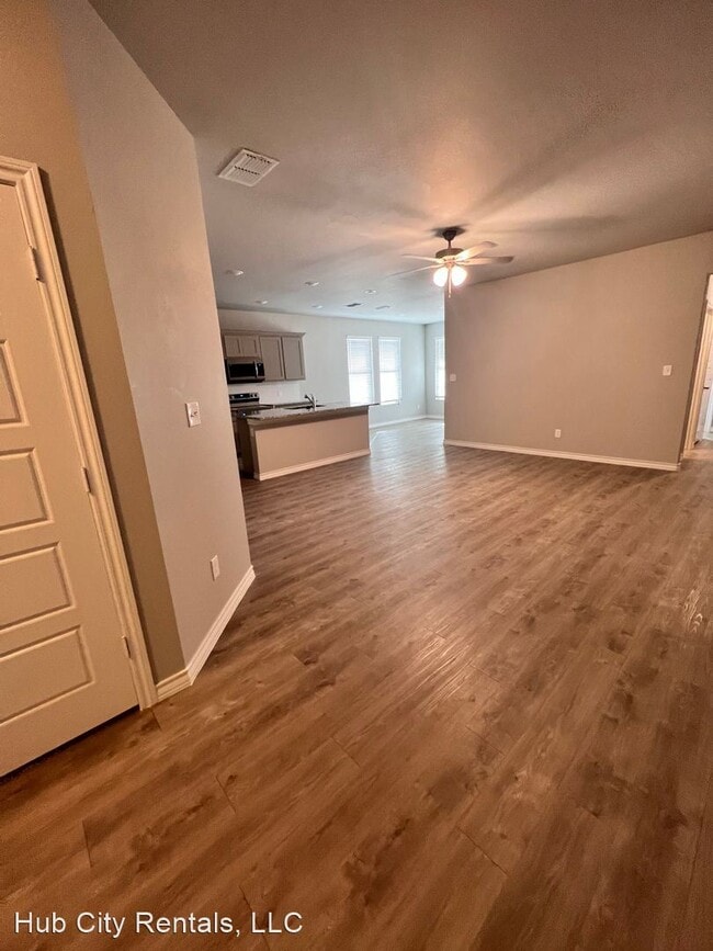 Building Photo - 4 br, 2 bath House - 7737 96th St