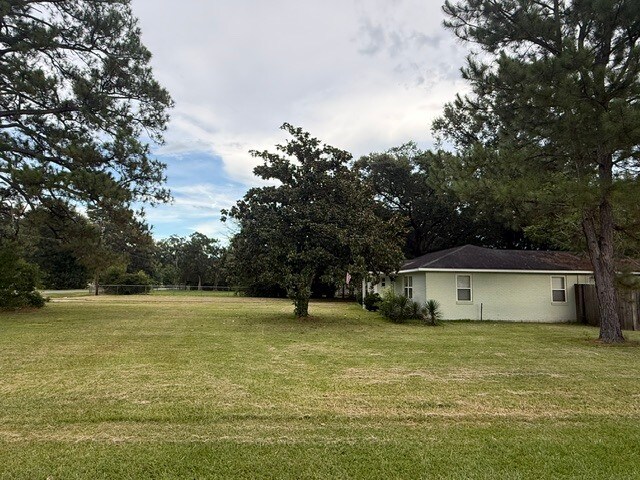 Foto del edificio - 11564 Wardline Rd