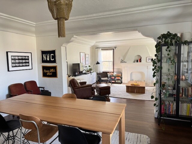 Foto del edificio - 1226 S Orange Grove Ave