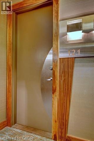 Building Photo - 112 Benton St