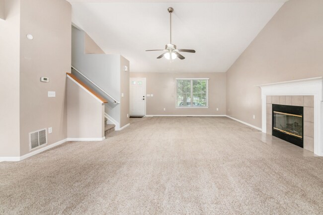 Foto del edificio - 8607 Clover Glade Dr