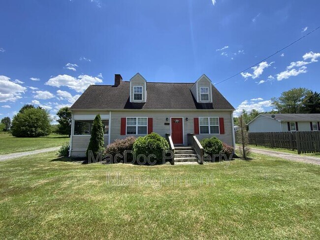 Building Photo - 6618 Old Plank Road