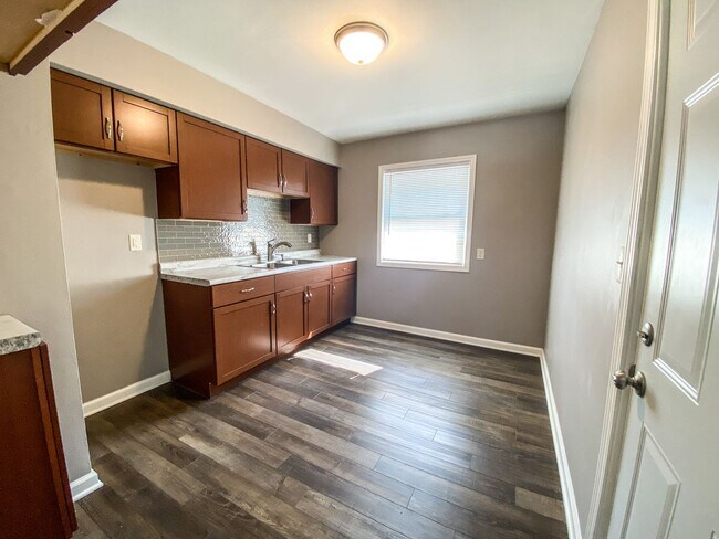 Foto del edificio - 5728-5730-5730 N 65th St