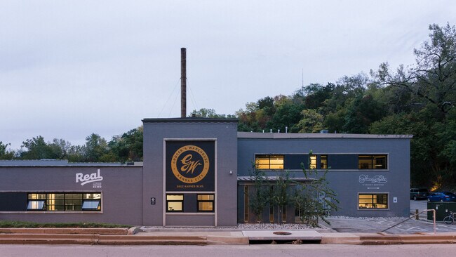 Foto del edificio - Grocer's Warehouse