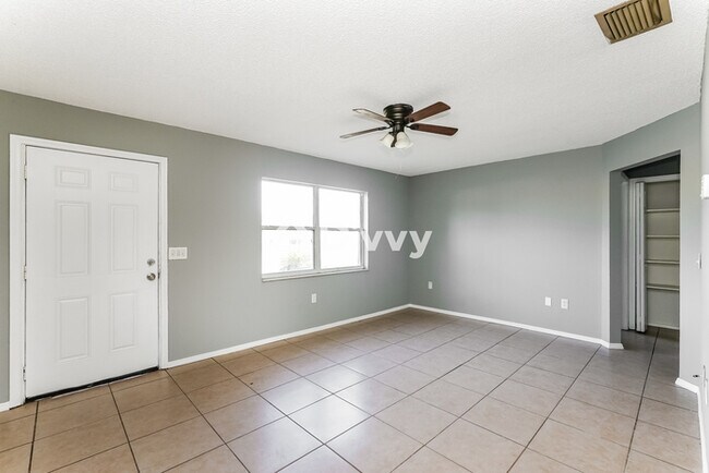 Foto del edificio - 9292 Spring Hill Dr, Spring Hill, FL 34608