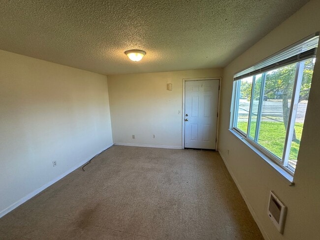Foto del edificio - 521-563 Madison Street SE