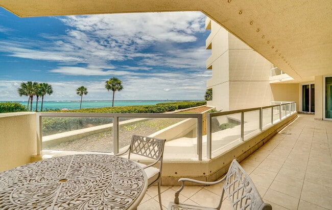 Building Photo - 110 Gulf Shore Dr