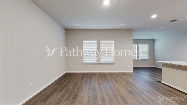 Foto del edificio - 1612 Vandemere Ct