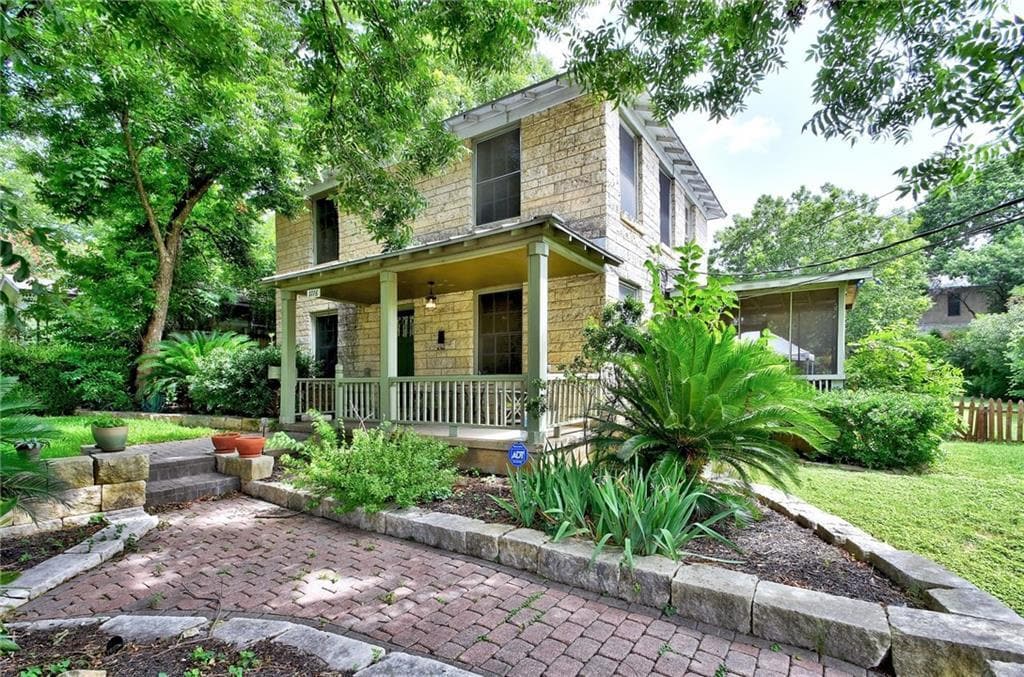 Primary Photo - 1116 Fairmount Ave