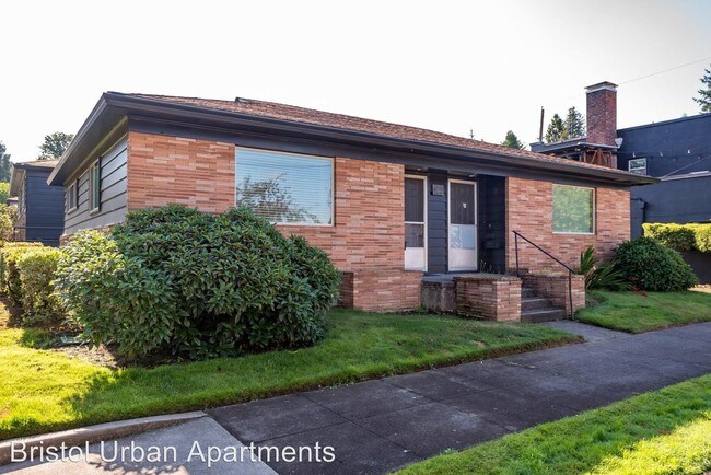 Building Photo - 4616 SE 40th Ave