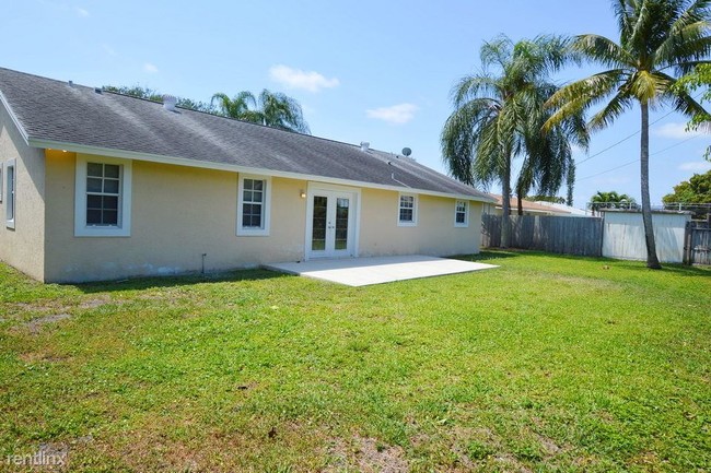 Building Photo - 3281 Palomino Dr