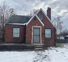 Building Photo - 11824 Corbett Ave