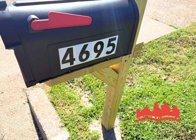 Foto del edificio - 4695 Aldridge Dr