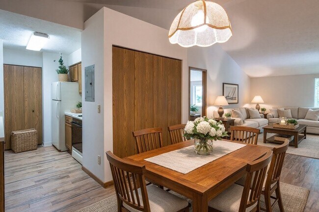 Foto del edificio - Merriman Valley Apartments & Townhomes