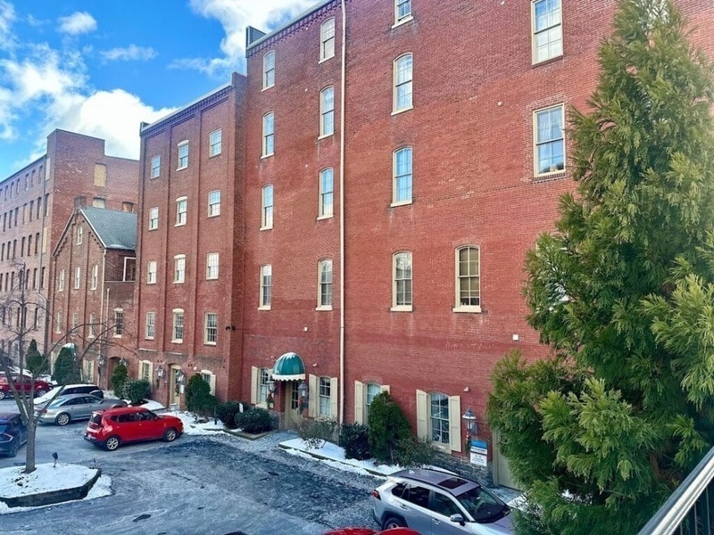 Building Photo - 231 N Shippen St