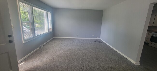 Foto del edificio - 137 Bonnie Brae Ave