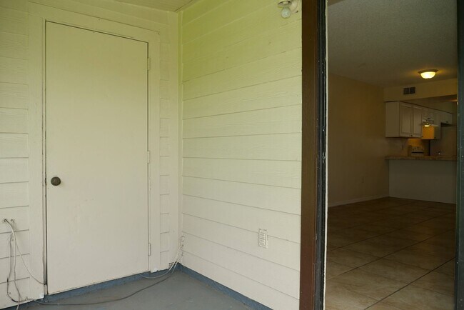 Foto del edificio - Decatur St Units