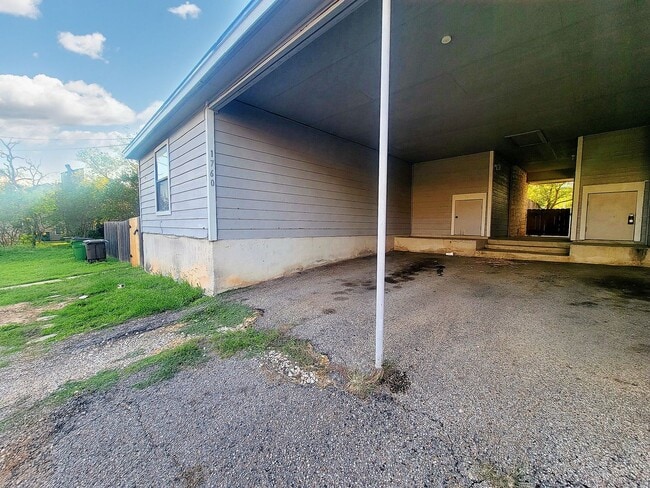 Foto del edificio - Horseshoe Cir, 1760