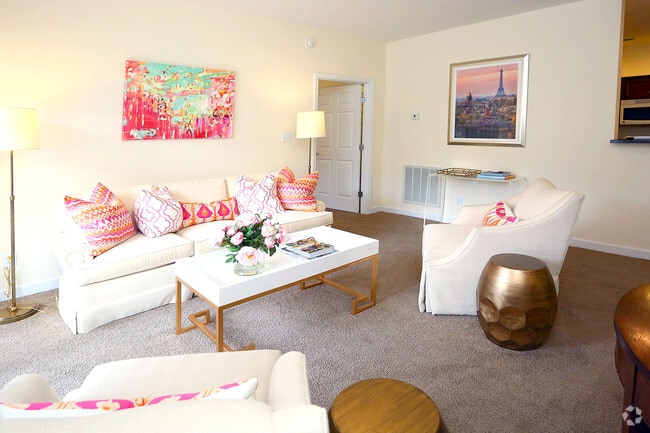 Photo - Kendall Square Apartments