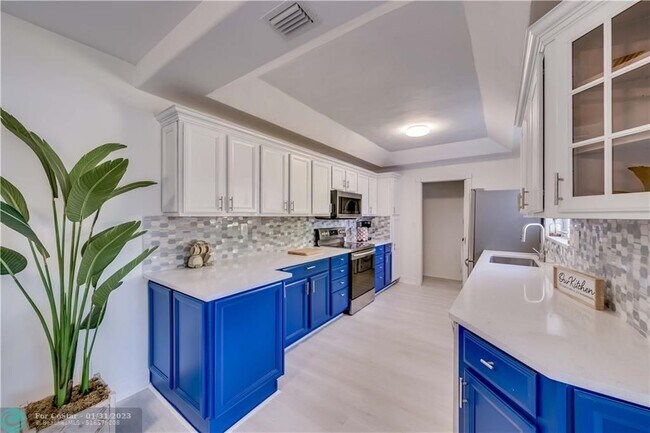 784 W Evanston Cir photo'