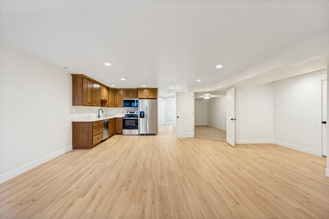 Building Photo - 315 E 1150 N