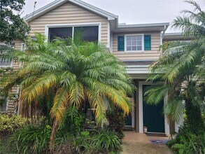Building Photo - 8933 Manor Loop