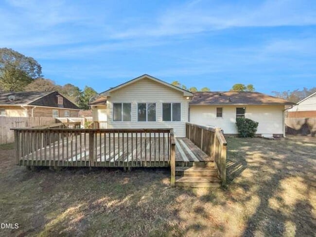 Building Photo - 5030 Chesapeake Rd