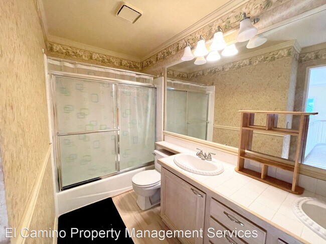 Building Photo - 3 br, 2.5 bath House - 13226 Addington St.
