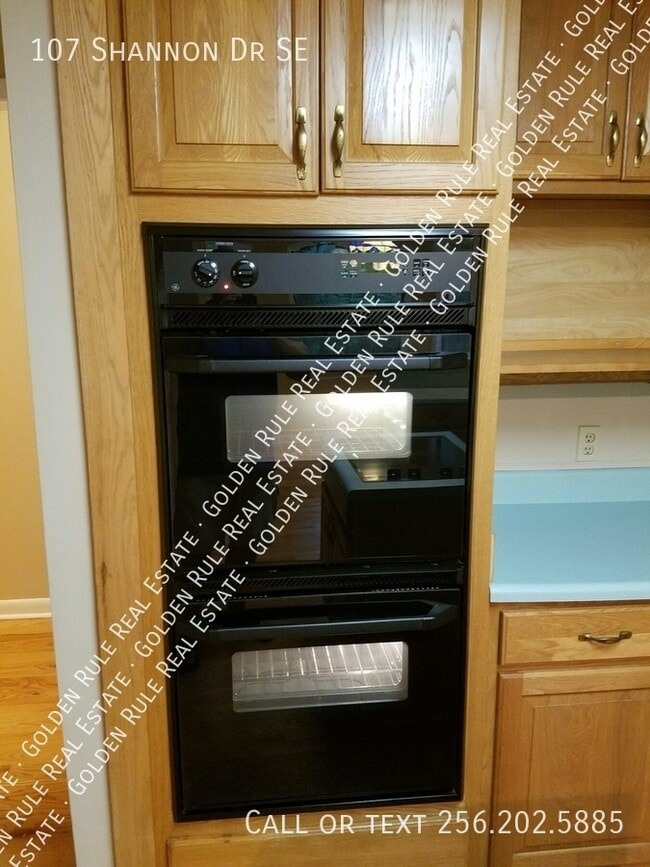 Foto del edificio - 107 Shannon Dr