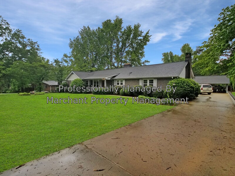 12 Yancey Dr, Greenville, SC 29615 House Rental in Greenville, SC