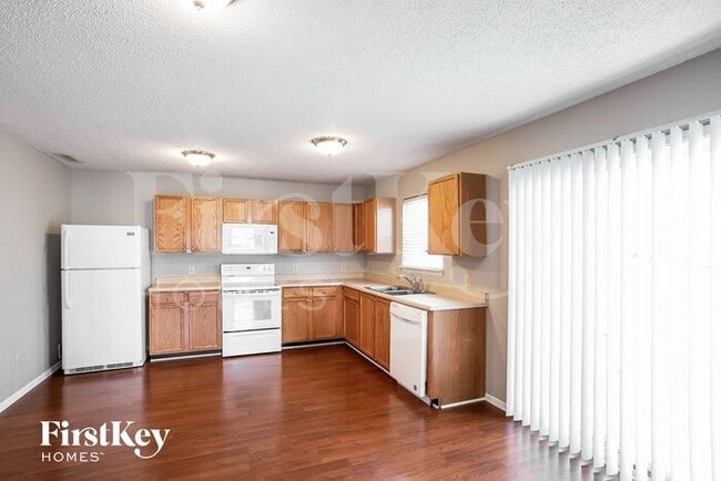 Building Photo - 12725 Loyalty Dr