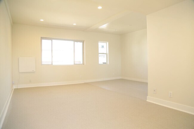 Foto del edificio - 229 Bicknell Ave