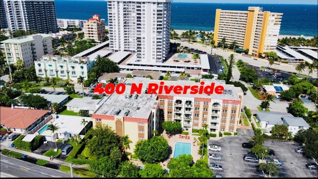 Foto del edificio - 400 N Riverside Dr