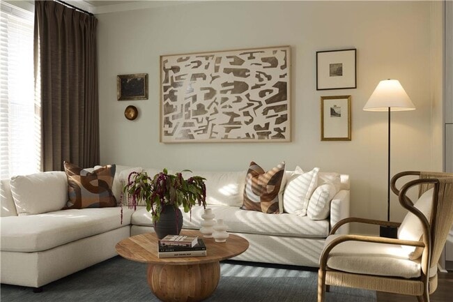 Foto del edificio - 1809 Appaloosa Ln NE