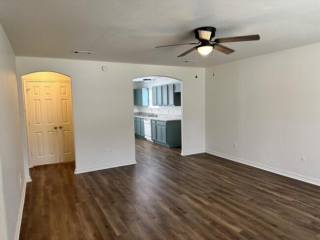 Foto del edificio - 1418 Hemphill St