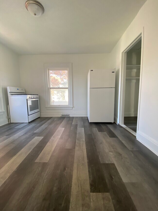 Foto del edificio - 1608 B Ave NE