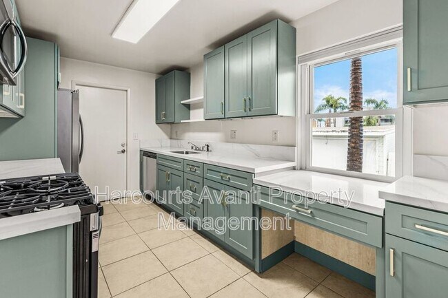 Foto del edificio - 911 Civic Center Dr