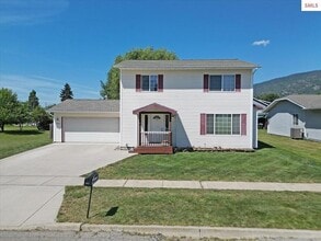 Building Photo - 2301 Aspen Way