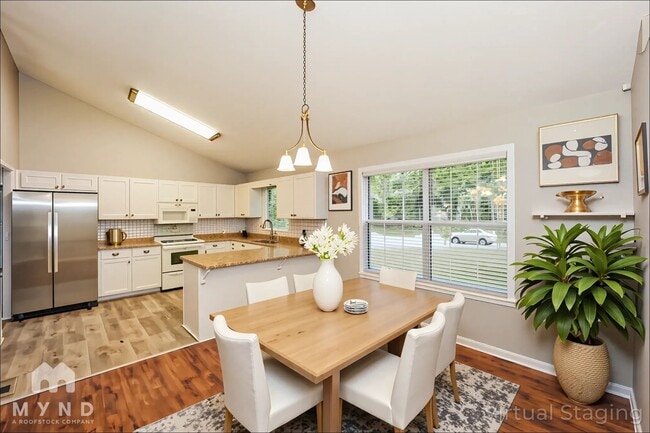 Foto del edificio - 70 Briarwood Ct