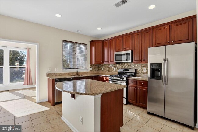 Building Photo - 42671 Redeemer Terrace